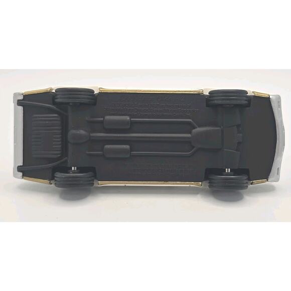 1997 Hallmark Ornament 1969 Hurst Oldsmobile 442 Classic American Cars New U12 - Picture 7 of 9